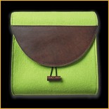 umhängetasche grün leder